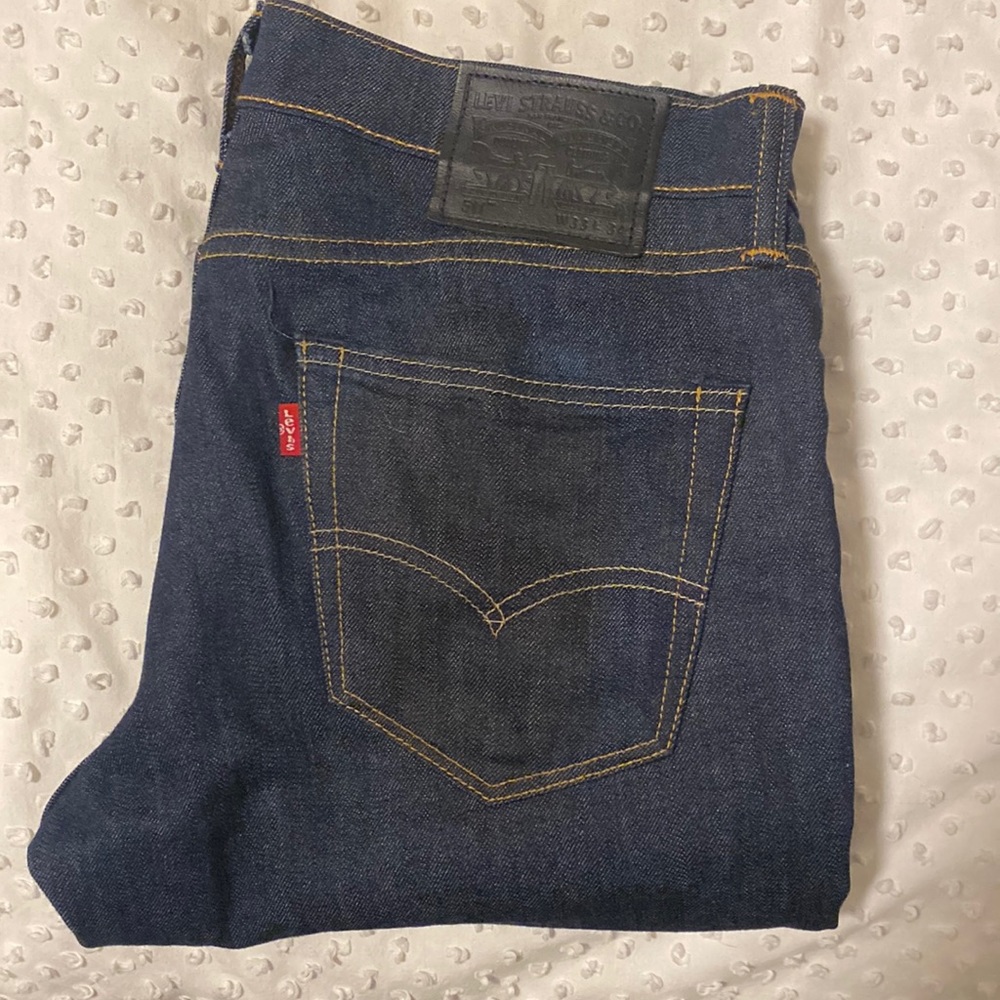 Levis 501 W 33 L 34